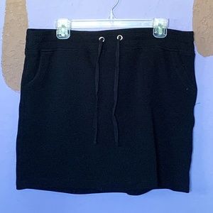 Attyre New York Black Drawstring Skort